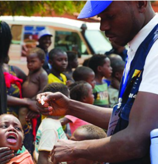 Campanha nacional de vacinação contra poliomielite arranca em todo país.
