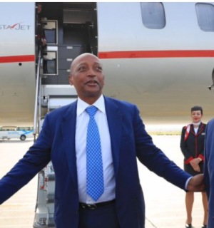  Presidente da CAF chega hoje a Luanda para uma visita de dois a Angola. 