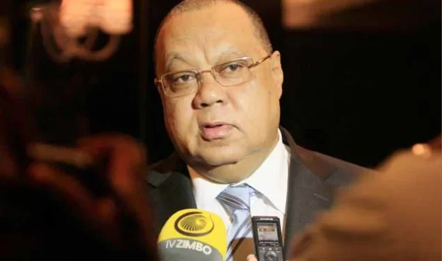 Hélder Pitta Gróz avalia condições de trabalho na Lunda-Norte