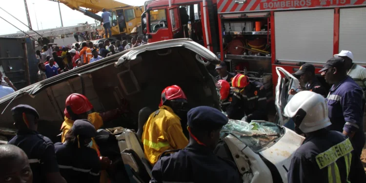 Bombeiros em Luanda com registo de 36 feridos nas últimas 72horas