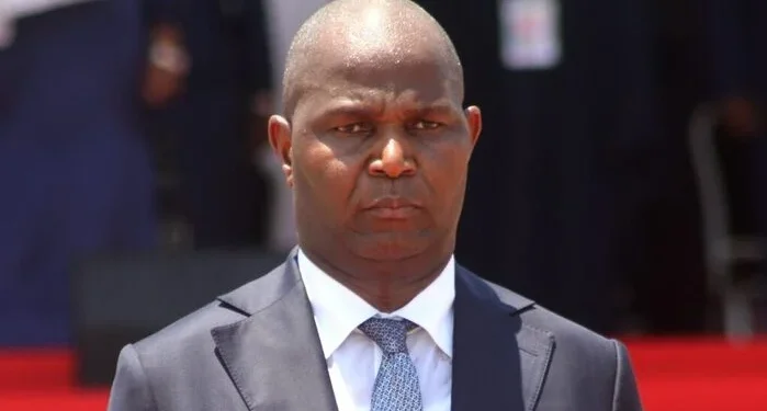 Presidente moçambicano aguardado em Luanda para reforço da cooperação bilateral.