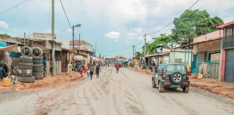 Vias de acesso e infraestruturas do mercado do km 30 vão ser melhoradas em breve.