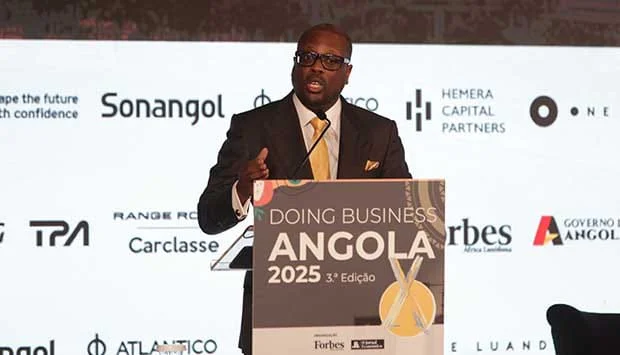Projecto Simplifica Turismo apresentado em Portugal.