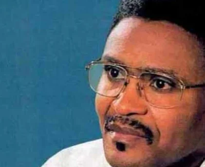 Teta Lando é homenageado