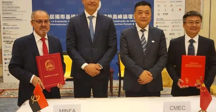 Angola e China reforçam cooperação no sector energético.