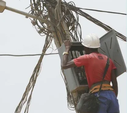 Chineses vão apoiar melhoria do fornecimento de energia em Angola,