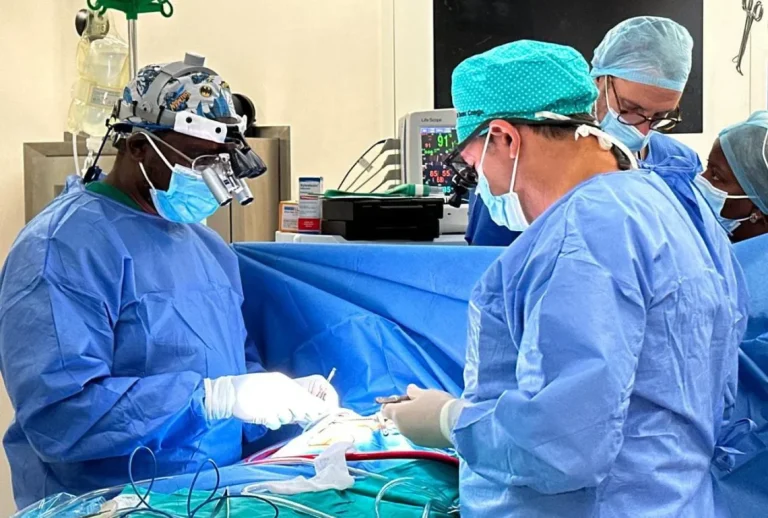 Hospital Cardeal do Nascimento realiza cirurgias cardíacas pediátricas