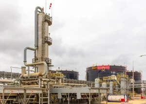 Pr inaugura hoje a primeira fase da refinaria de Cabinda