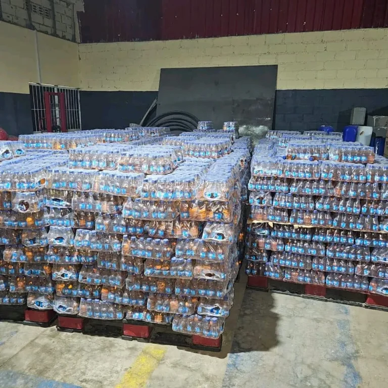 Desmantelada fábrica clandestina de bebidas em Cacuaco