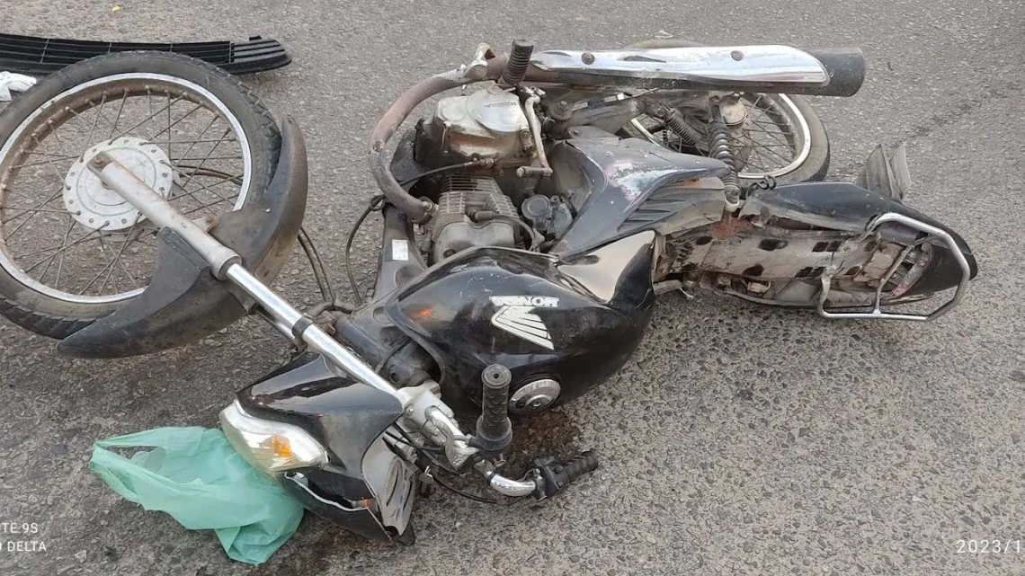 Embate entre duas motorizadas provoca morte dos dois condutores