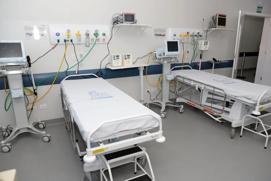 Hospital na Ganda entra na rota das cirurgias complexas e remove megamiomas a paciente