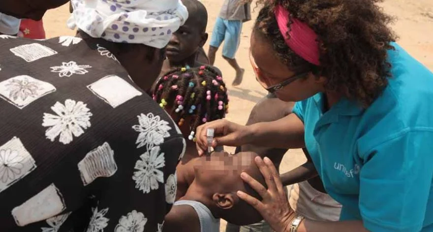 Uma em cada três crianças angolanas nunca recebeu qualquer vacina, segundo o UNICEF-Angola