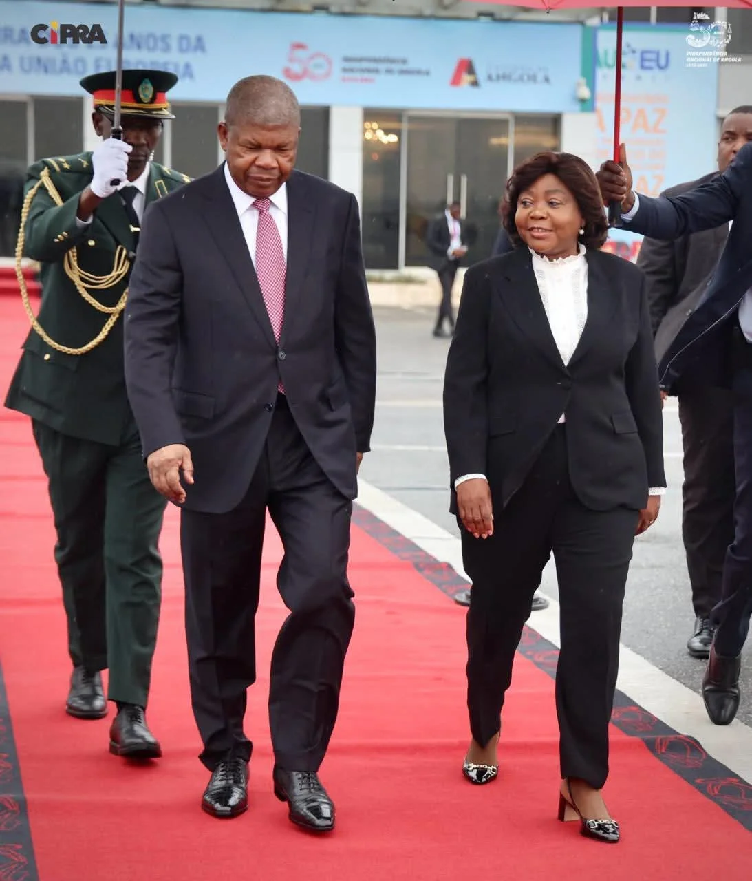 PR a caminho de Abidjan