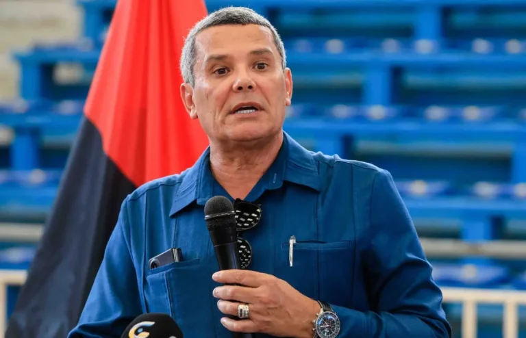 Ministro Rui Falcão: “Nandó foi um patriota de mão cheia”