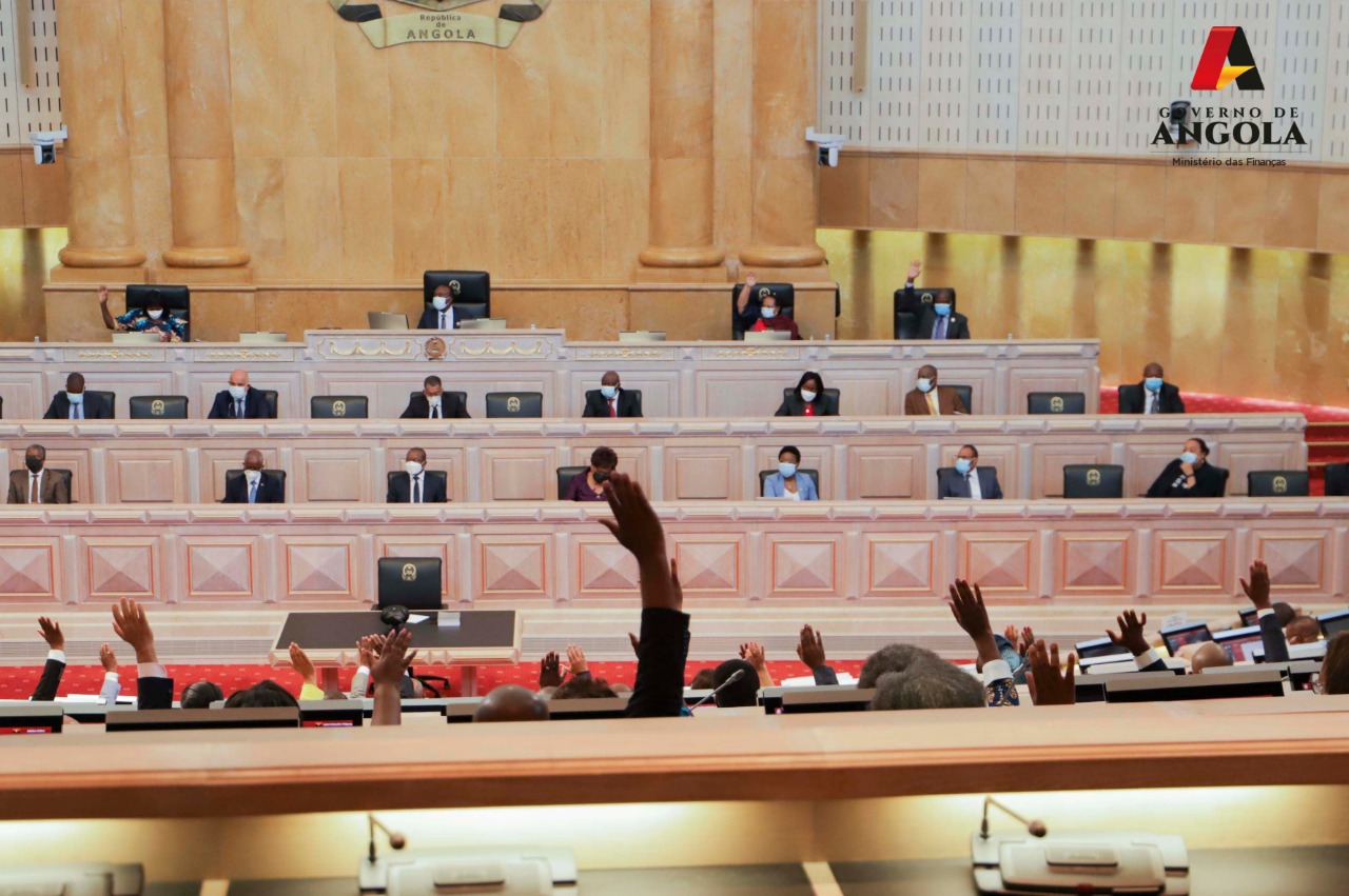 O Orçamento Geral do Estado para o exercício económico de 2026 é considerado decisivo para o futuro político do Executivo liderado pelo MPLA. O consultor e analista político, Valter Ferreira defende que este será o último orçamento com impacto eleitoral directo e que o seu sucesso dependerá da capacidade de execução, transparência e resultados concretos na vida das famílias e das empresas.