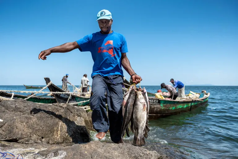 Desentendimento entre pescadores por 700 kwanzas termina em morte