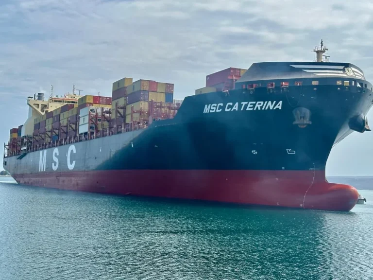 Porto do Lobito Inaugura rota marítima directa África—Ásia