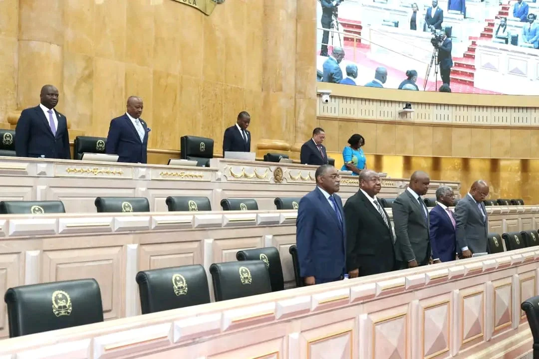 assembleia nacional preta tributo a memória de Nandó.