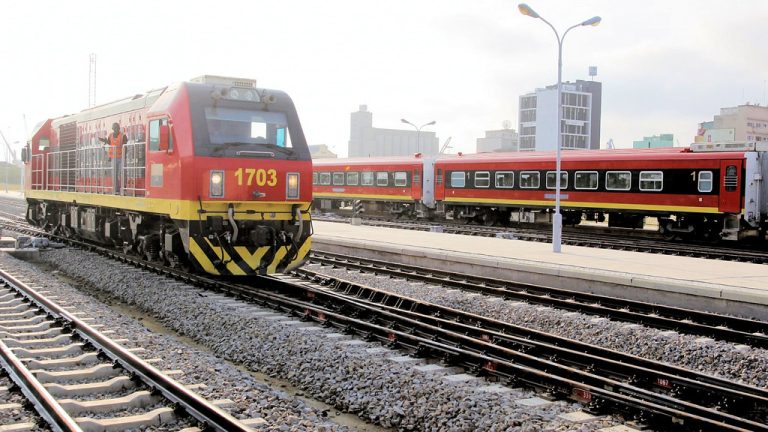 Executivo cria sociedade para o Corredor do Lobito