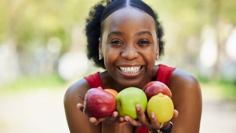 frutas e seus benefícios aós a refeição.