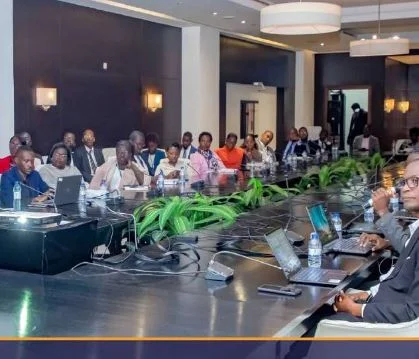 Tribunal de Contas reforça mecanismos de transparência processual e de controlo interno.