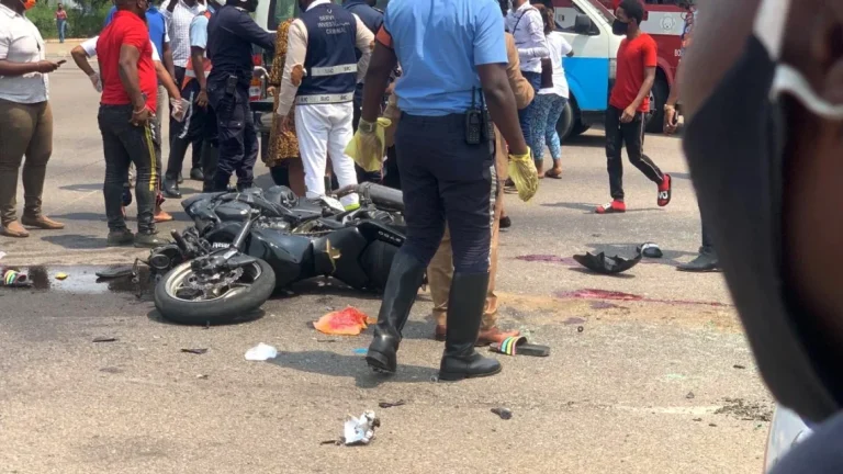 Mais de 15 mil pessoas morreram em 30 mil acidentes envolvendo mototaxistas em 2025