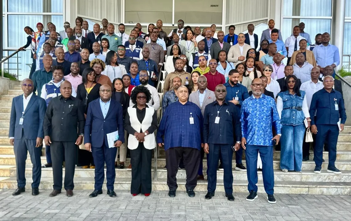 Porto do Lobito capacita mais de 100 quadros no Seminário sobre Instrumentos de Gestão.