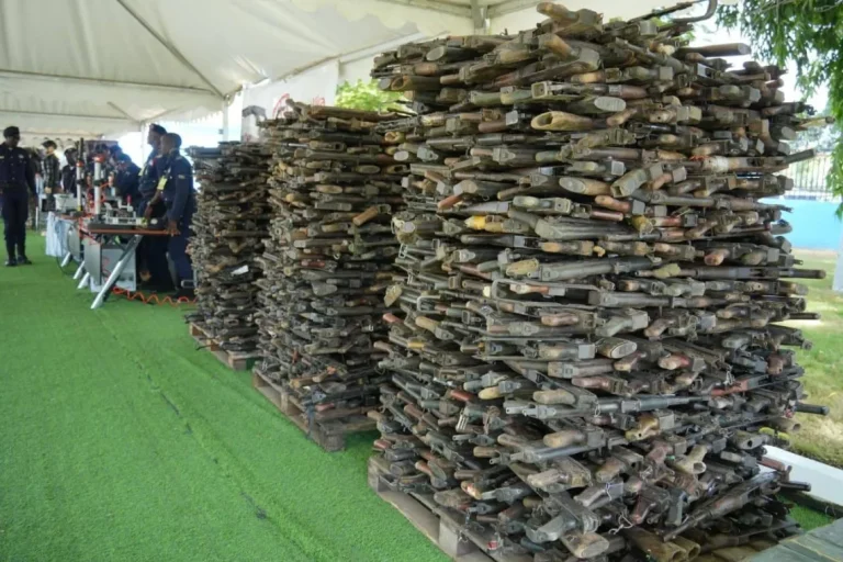 Recolha de mais de 30 mil armas de fogo de empresas de segurança reduz 18 por cento dos crimes