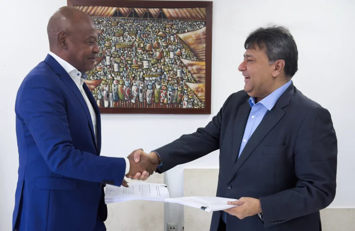 Grupo Anseba assina contrato para reabertura da loja Kero Gika no Luanda Shopping,