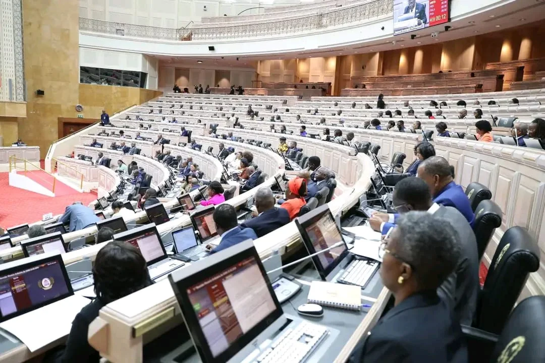 Assembleia Nacional dá “luz verde” ao novo Código de Disciplina Militar