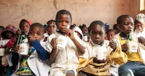 Grupo Carrinho assiste mais de 42 mil alunos com merenda na Huíla