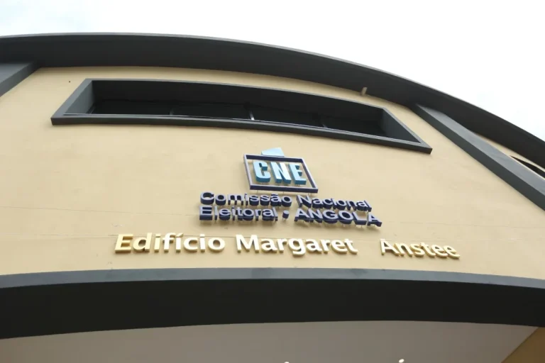 185 mil milhões de kwanzas sob gestão da CNE.