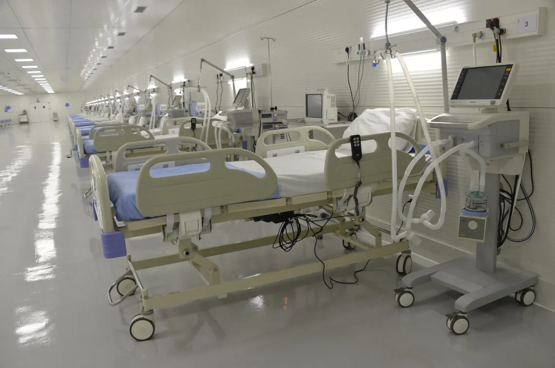 Unidades hospitalares vão ser reforçadas com mais de 60 mil milhões de kwanzas