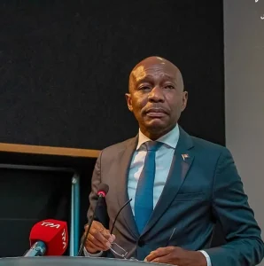 garimpo de ouro na província.