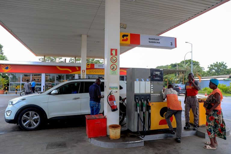 Angola no Ranking dos países com combustíveis mais baratos do mundo.