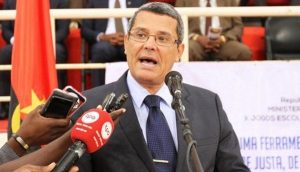 Ministro Rui Falcão: “A juventude angolana não está sozinha”