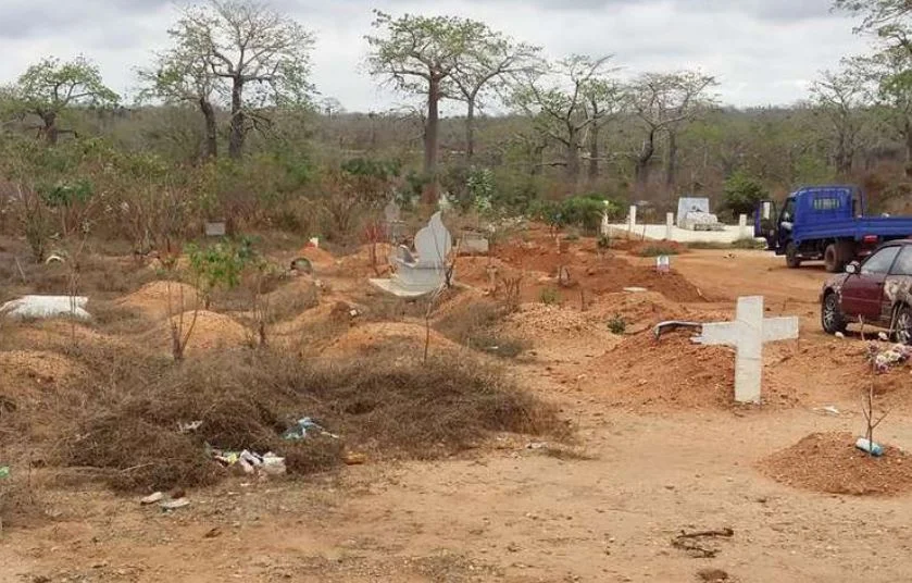 Surgimento de novos bairros e municípios distancia cidadãos de cemitérios